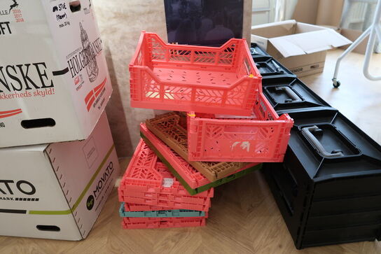Div. Plastikkasser HAY