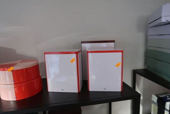 7 stk. beholdere HAY