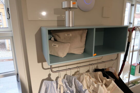 Hattehylde med opbevaring MONTANA uden indhold