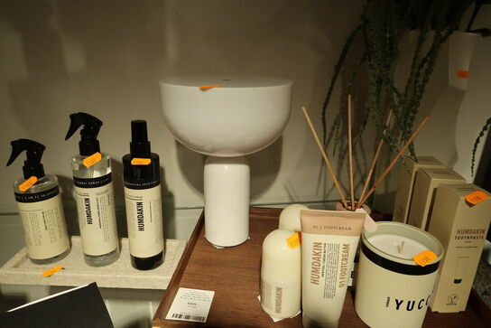 Bordlampe NEW WORKS Kizu Portable White Marble