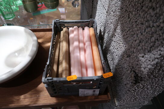 Kasse med div. lys HAY