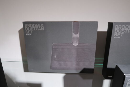 Kost og Fejebakke VIPP Sort