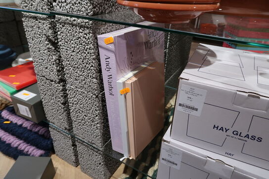 3 stk. bøger NEW MAGS Andy Warhol m.fl.