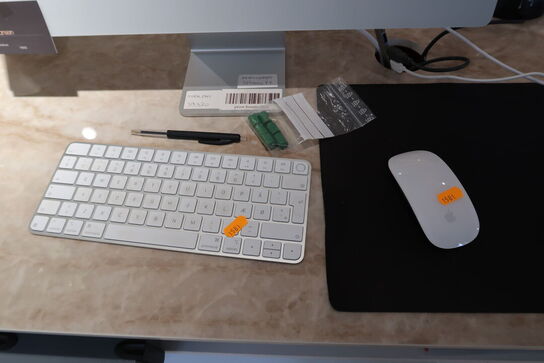 Allinone computer APPLE iMac A3137 med tastatur og mus APPLE