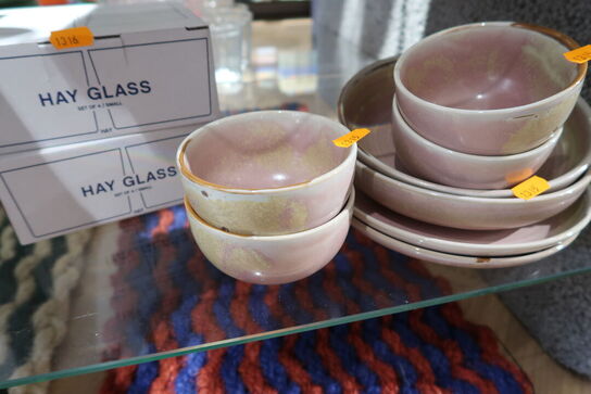 2 stk. tallerkner samt 6 stk. skåle HKLIVING