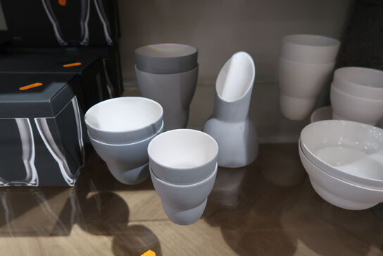 6 stk. krus samt mælkekande VIPP