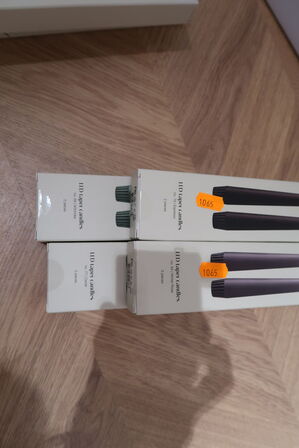 4 pakker LED-stagelys ESTER & ERIK