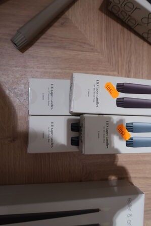 4 pakker LED-stagelys ESTER & ERIK