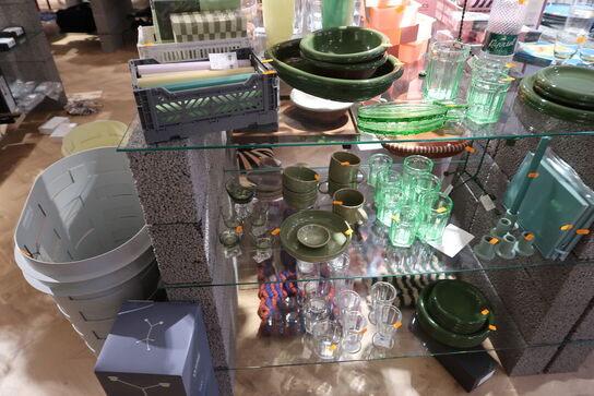 Reolsystem uden indhold