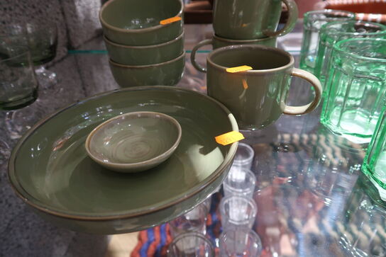 Div. Krus, kopper, tallerkner m.m. HKLIVING