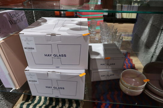 4 pakker glas HAY