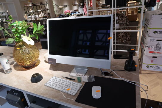 Allinone computer APPLE iMac A3137 med tastatur og mus APPLE