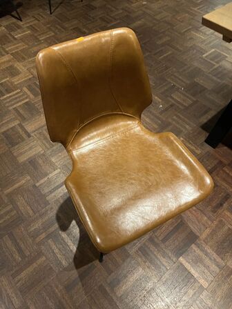 9 stk. spisebordsstole