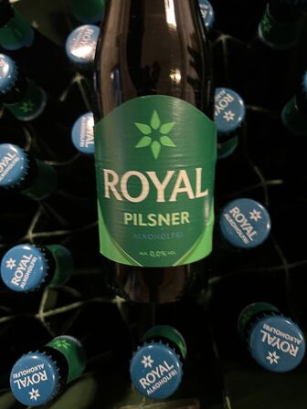 8 ks. blandet øl bl.a. ALBANI