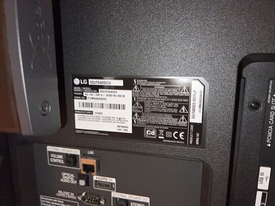 65" LG 65UT640S0ZA TV m. Aver VB342 konferencesystem