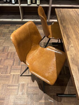 Bar/cafébord m. 4 stole