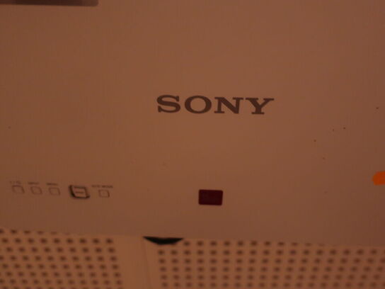 Projektor SONY VPL-EW435