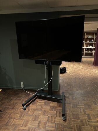 65" LG 65UT640S0ZA TV m. Aver VB342 konferencesystem