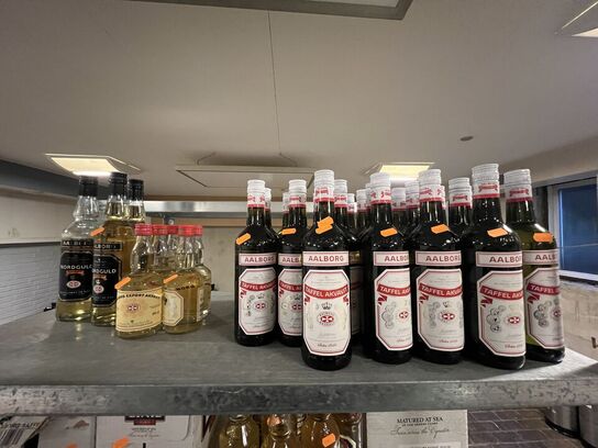 34 fl. ass. AALBORG akvavit