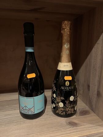 2 fl. brut/asti (se billeder)