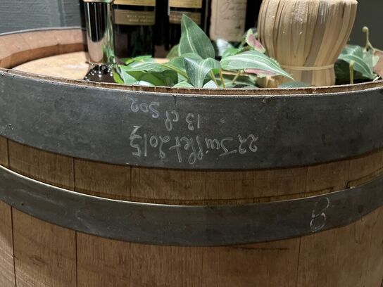 Vintønde inkl. indhold ovenpå