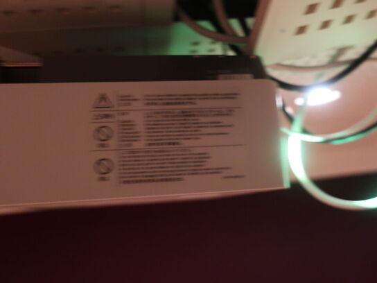 Projektor SONY VPL-EW435