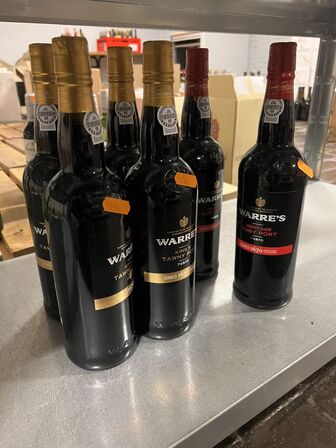 6 fl. WARRE'S portvin