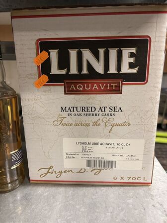 16 fl. AALBORG akvavit & LYSHOLM Linie Akvavit