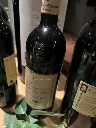 Vintønde inkl. indhold ovenpå