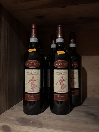 8 fl. VOÜLET CASORZA - FRACCHIA 2014 