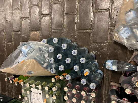 3 ks. ADELHARDT øko produkter samt EGEKILDE vand