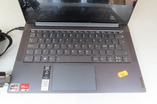 Bærbar computer LENOVO Yoga Slim 7