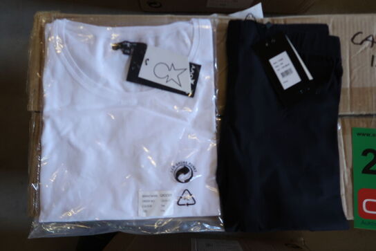 Ca. 120 dele Grovy T-Shrits & leggings