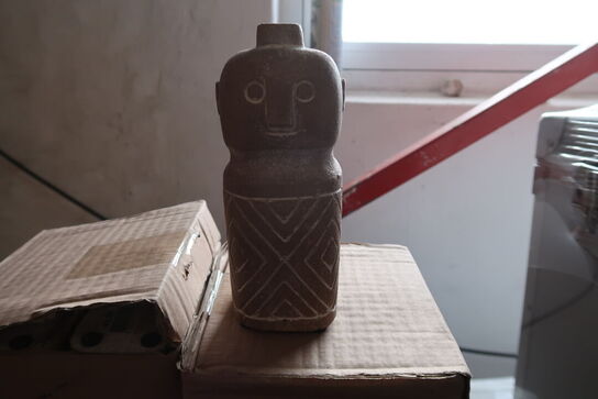 152 stk. Bahne sten figurer