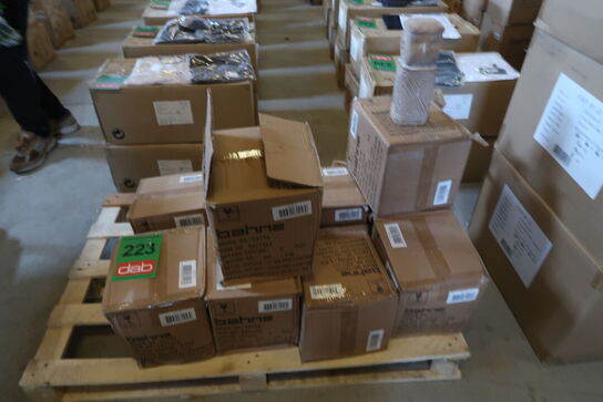 40 stk. Bahne sten figurer