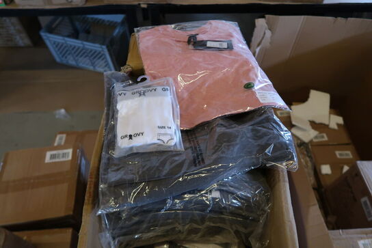 Ca. 200 dele diverse tøj