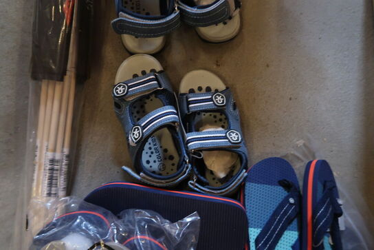 Diverse børne sandaler 