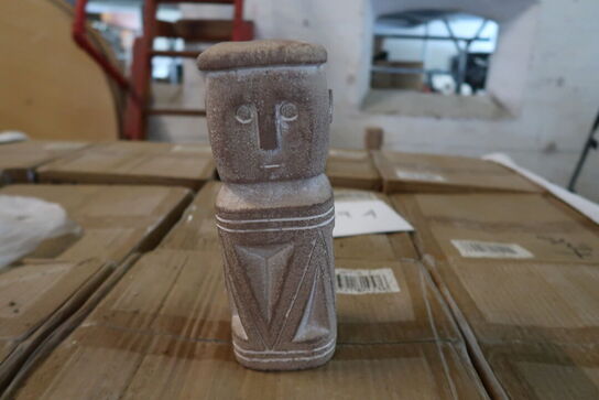 540 stk. Bahne sten figurer