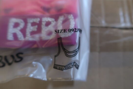 Ca. 150 stk. Rebus toppe