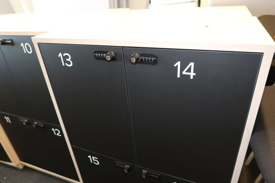 6 stk. omklædningsskabe med lås