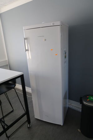 Køleskab SCANDOMESTIC SKS365-1A+