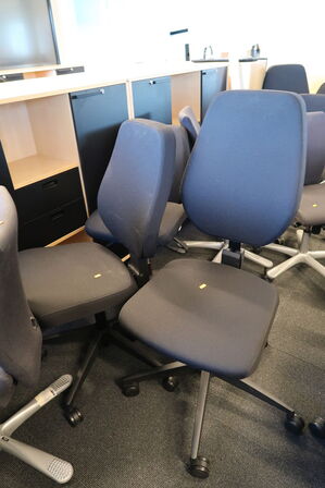 2 stk. kontorstole DAARBEK DESIGN