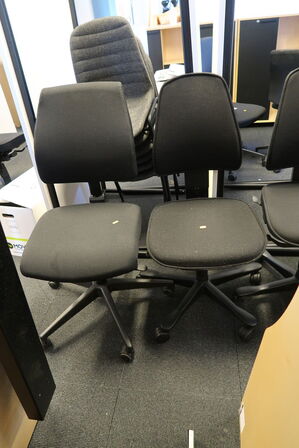 2 stk. kontorstole DAARBEK DESIGN