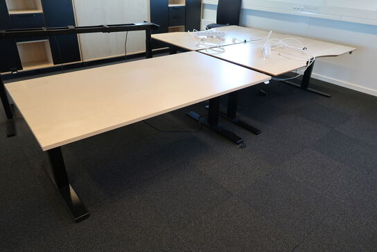 2 stk. el. hæve/sænke skriveborde KINNARPS