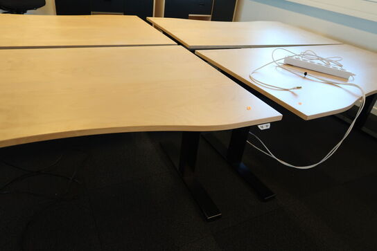 2 stk. el. hæve/sænke skriveborde KINNARPS