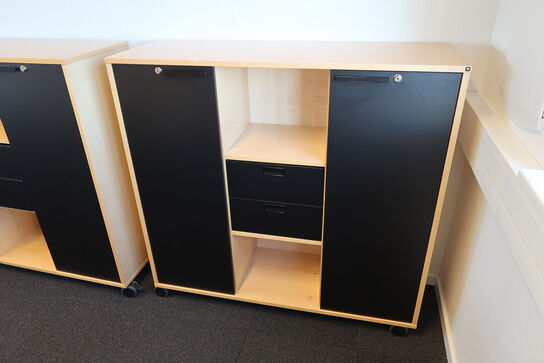 2 stk. reoler/skabe HOLMRIIS