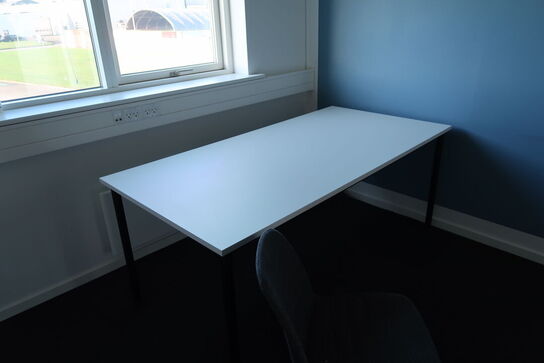 Mødebord EFG med mødestol