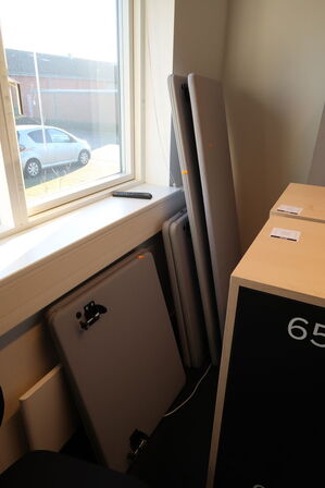 Div. Afskærmning til skriveborde