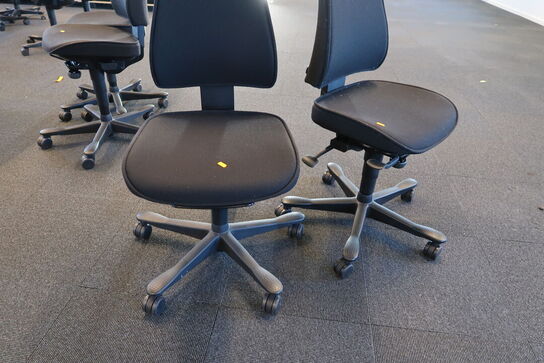 2 stk. kontorstole KINNARPS