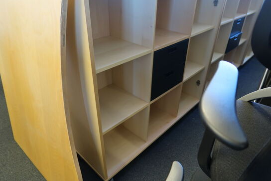 3 stk. reoler/skabe HOLMRIIS samt bordplade